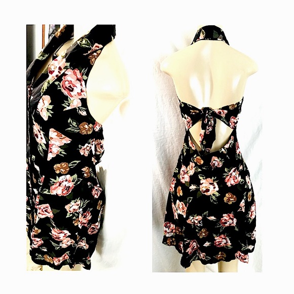 R- Wear Floral Halter Neck Button Front Mini Dress - Picture 2 of 4